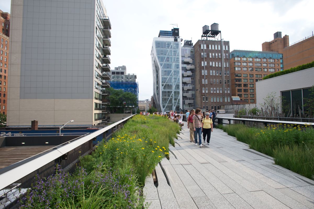 Gansevoort Woodland & Southern Entrance
