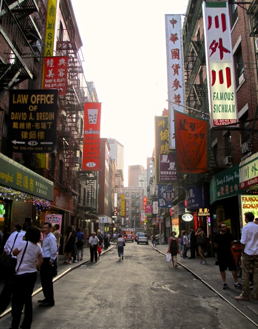 Pell St., Chinatown