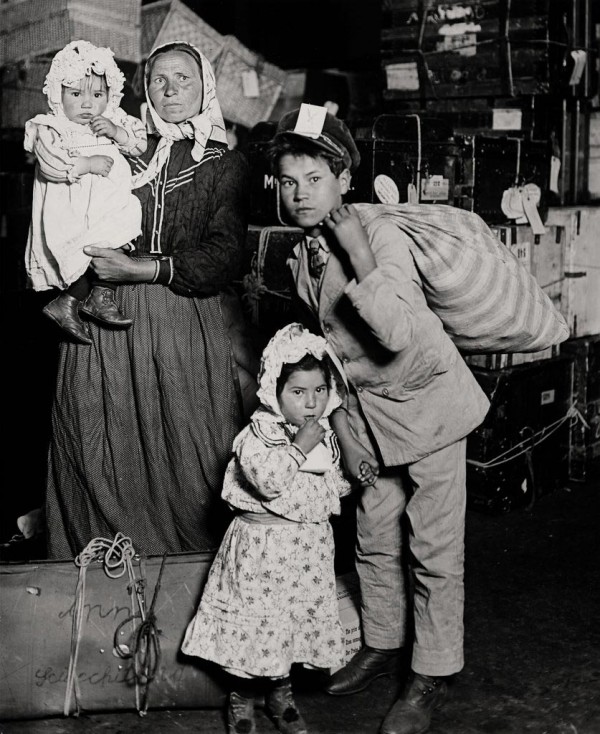 Italian Immigrants Ellis Island