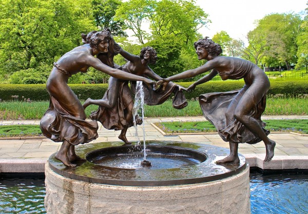 Three Dancing Maidens, Conservatory Garden