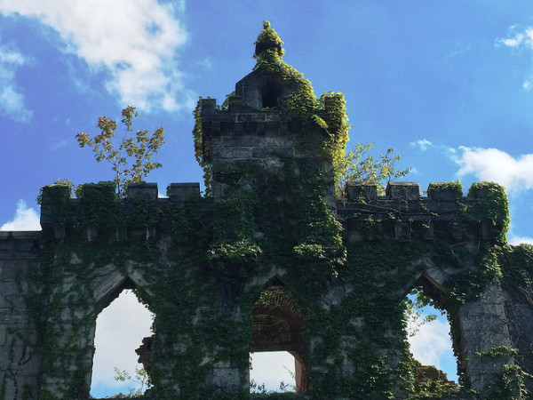 | Photo by Ed via Flickr https://www.flickr.com/photos/gooseotter/22027534085/in/photolist-bEwL6V-brBPTo-dXHdX1-bEwKG6-brBPLU-brBQ6w-brBPW7-bEwLgK-brBQgw-oaYnVf-brBQzA-bEwLc4-7si1qh-zgZ3ot-zgSxX3-zyuSsr-zxq1fU-zgSC1J-yBsULh-zznBwi-4PxxTz-dXHdPG-brBPJ7-brBQt9-8HD4Cp-8HD3LZ-bEwKKz-bEwKRe-brBRb1-a9uvjm-rJ713-7se25x-gq92gR-6Va9th-z7Gqz1-iPUfhm-zq9Zrk-654eqJ-7se4vv-64ZGe2-z7GfJY-z7MhPv-yspNxV-dXHdEQ-oojMEe-3nN8Ln-8EfLCL-oojLRa-4wAnji-52319m