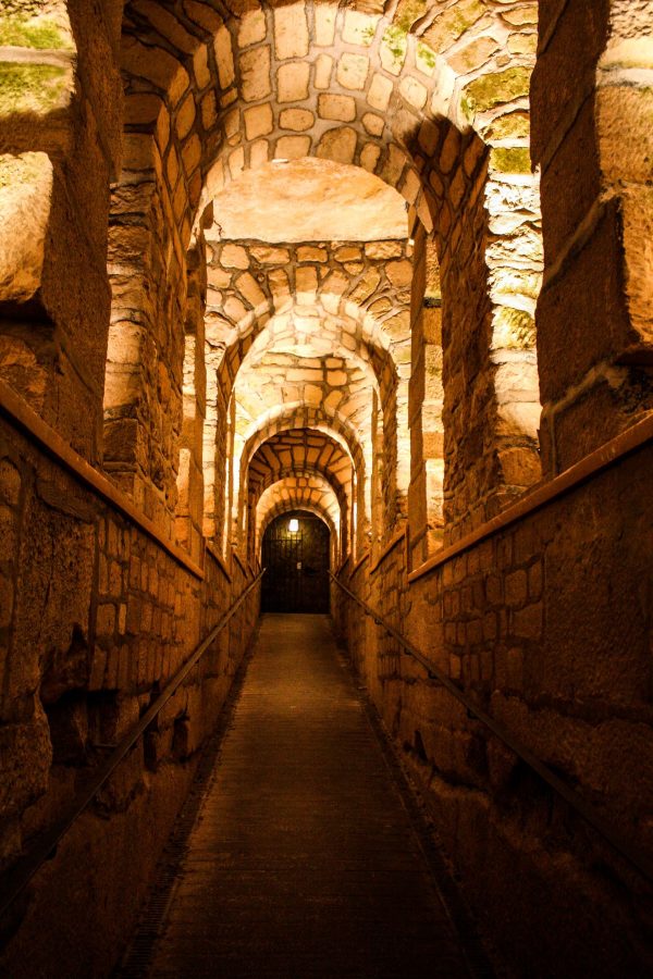 passageway into the Paris Catacomb's.