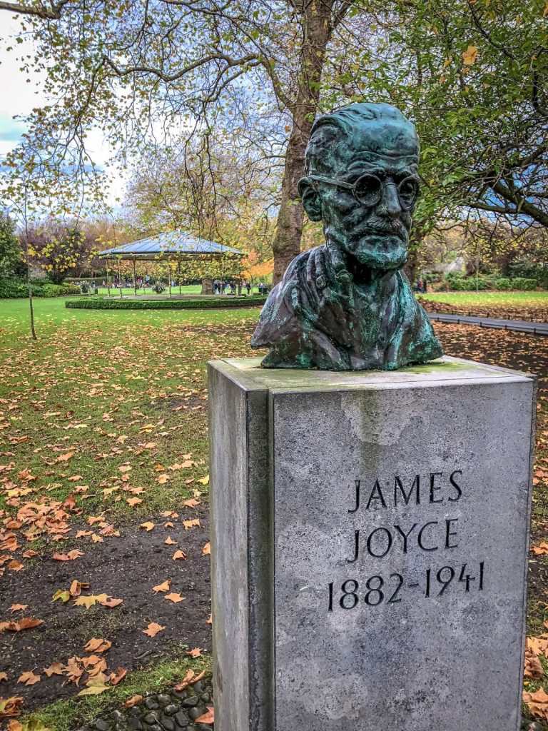 statue of James Joyce