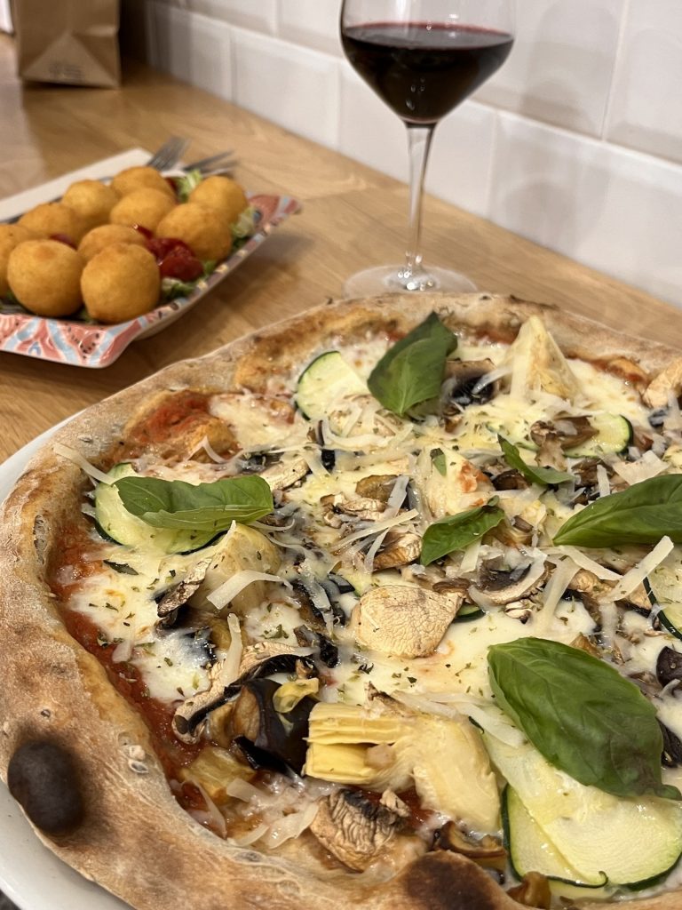 rice balls, wine and pizza