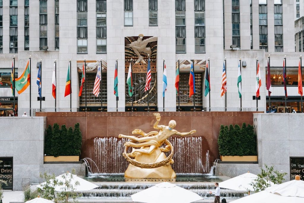 Prometheus statue rockefeller center manhattan