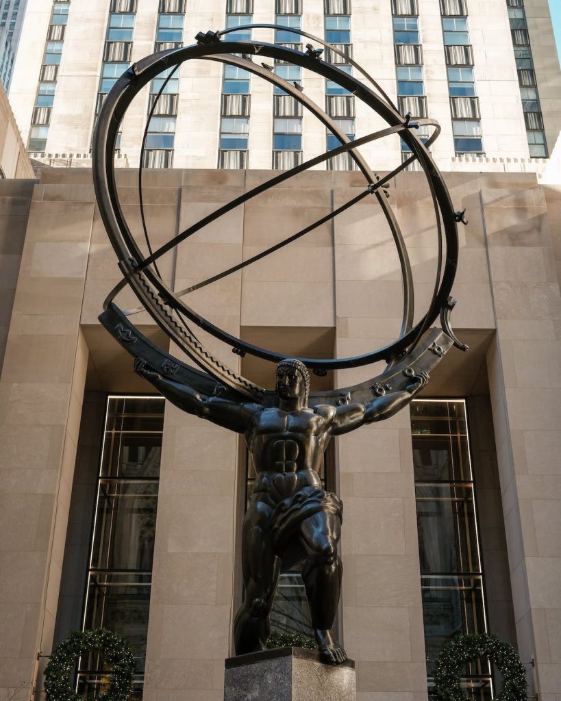 Atlas statue rockefeller center new york manhattan