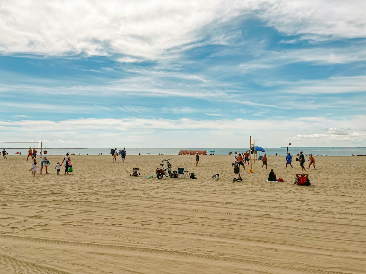 Brighton Beach NYC, follow safety instructions