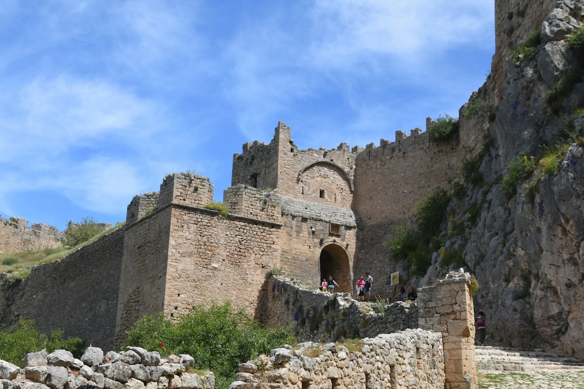 Acrocorinth, a hike in nature after going from Athens to Corinth