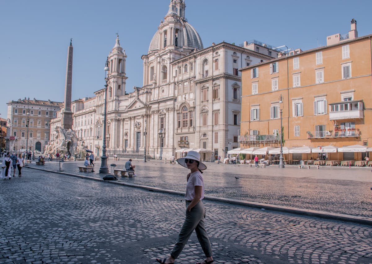 Piazza Navona during one day in Rome